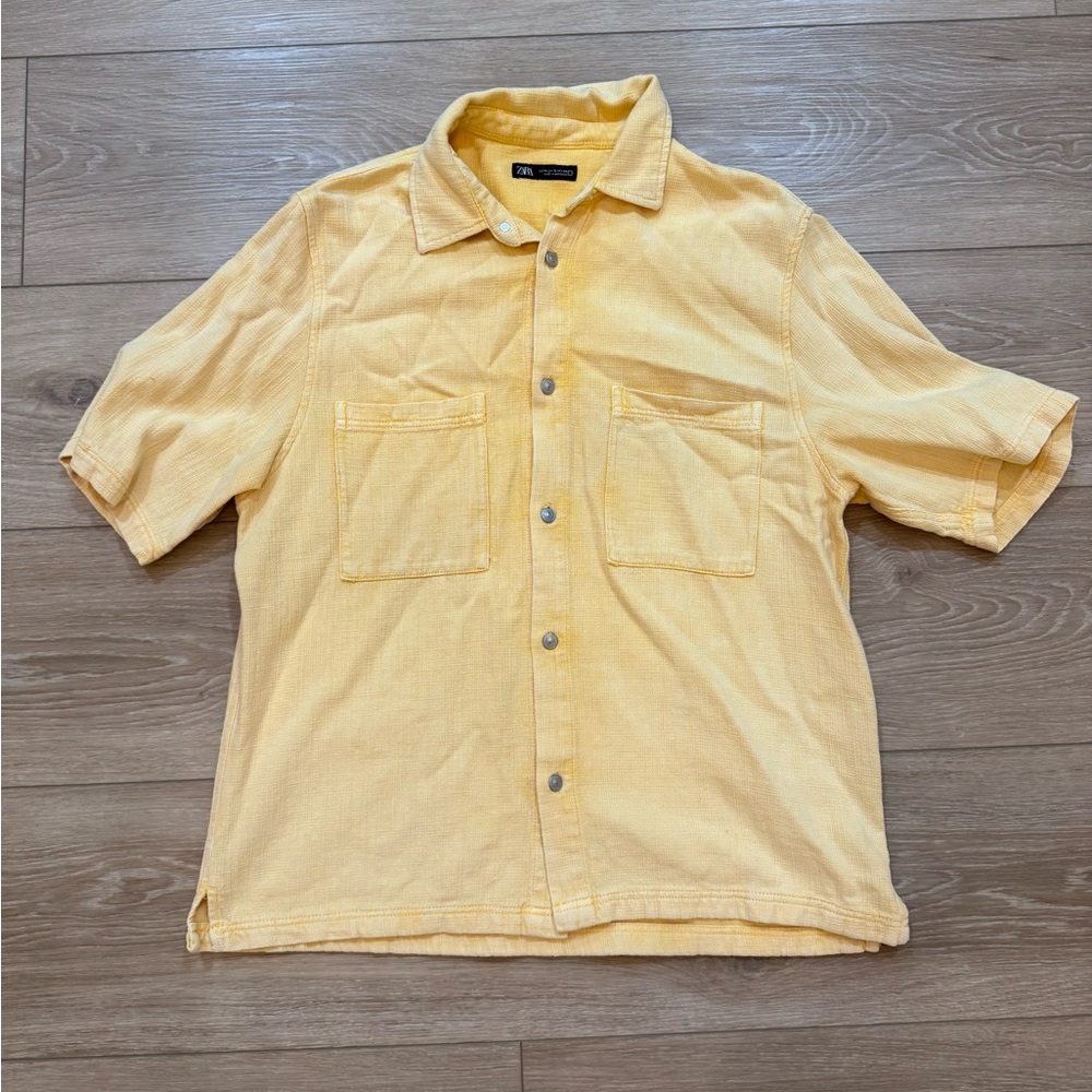 Zara Yellow Short Sleeve Button-Up Shirt